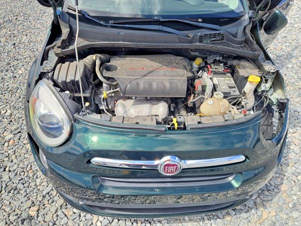 2016 FIAT 500 LOUNGE — Engine bay