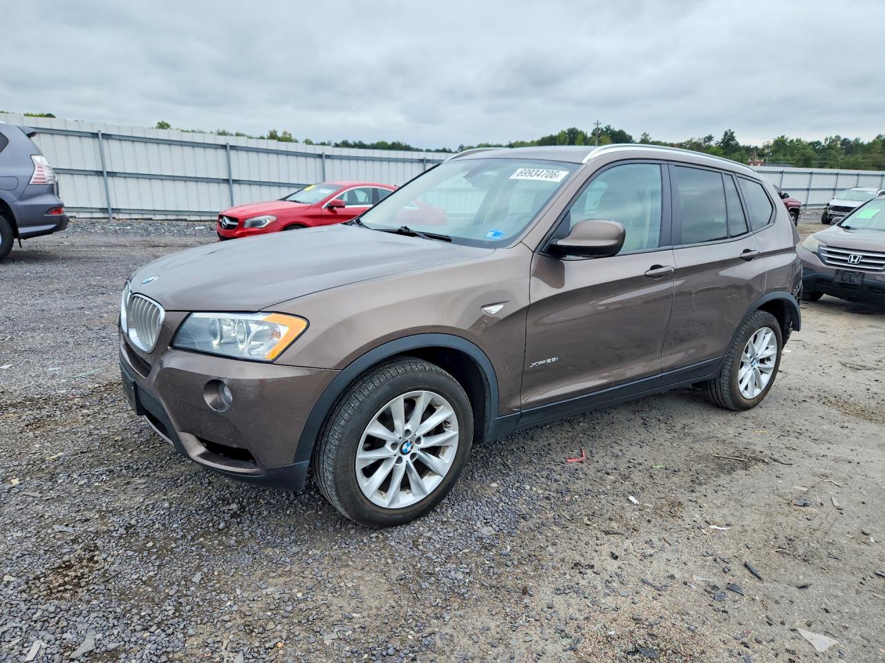 2013 BMW X3 xDrive28i — Front 3/4