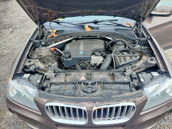 2013 BMW X3 xDrive28i — Engine bay