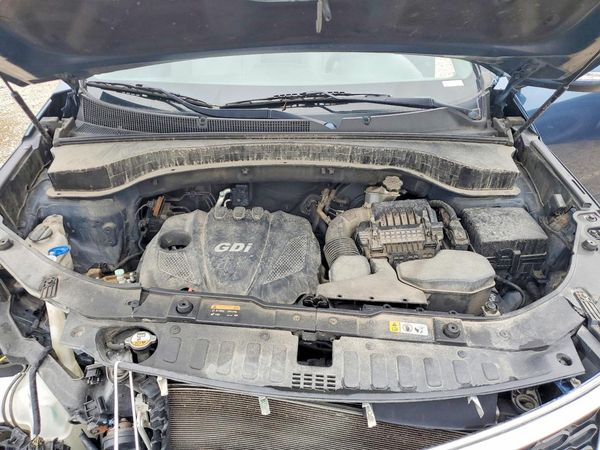 2014 KIA SORENTO Base/ LX — Engine bay