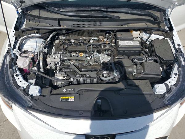 2026 TOYOTA COROLLA LE — Engine bay