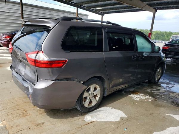 2015 TOYOTA SIENNA — PSRA