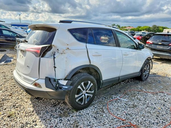 2017 TOYOTA RAV4 LE — PSRA
