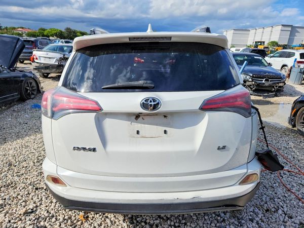2017 TOYOTA RAV4 LE — DIRR