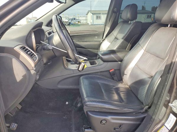 2015 JEEP GRAND CHEROKEE Limited — DENT