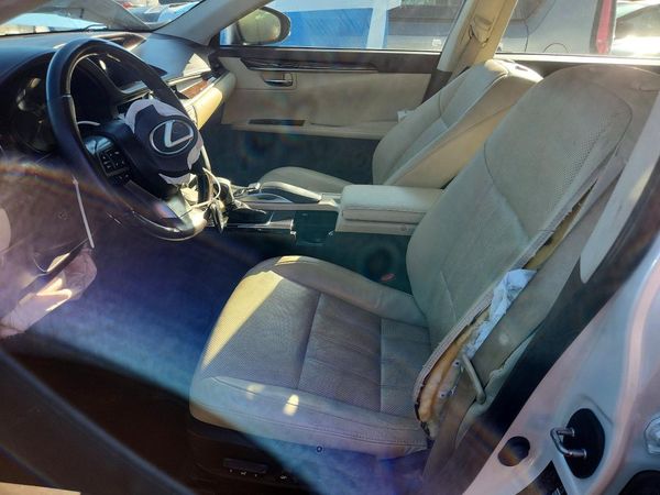 2018 LEXUS ES 350 — DENT