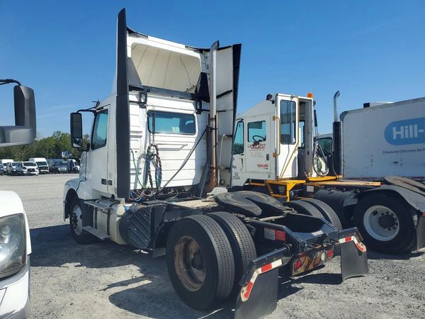 2018 VOLVO VNL — DSRA