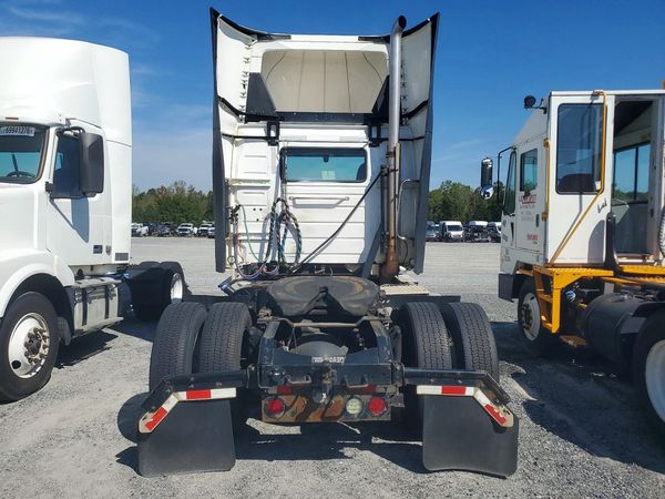 2018 VOLVO VNL — DIRR