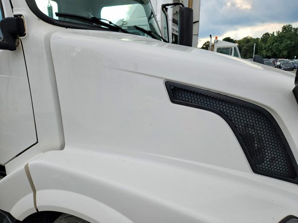 2018 VOLVO VNL — PSOE