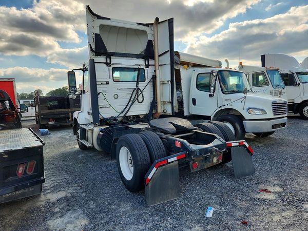 2018 VOLVO VNL — DSRA
