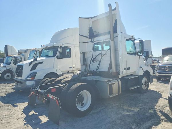 2018 VOLVO VNL — PSRA