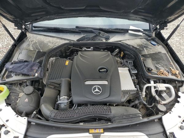 2018 MERCEDES-BENZ C C300