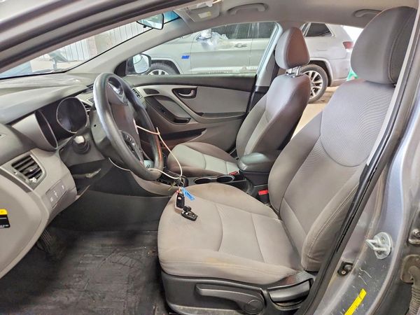 2015 HYUNDAI ELANTRA GLS(Middle) — DENT