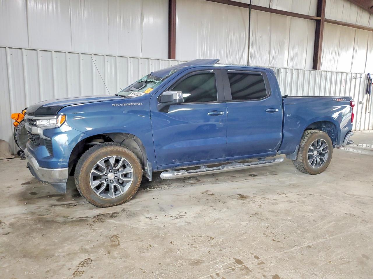 2024 CHEVROLET SILVERADO LT-L — Front 3/4