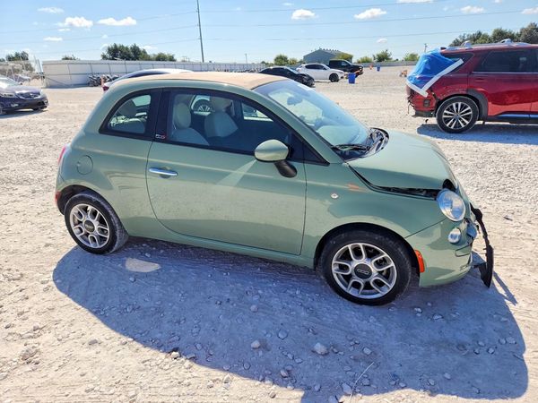 2015 FIAT 500 Pop — Passenger 3/4