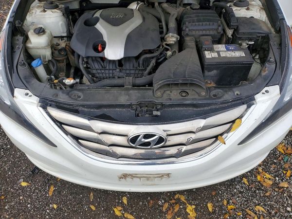 2013 HYUNDAI SONATA — Engine bay