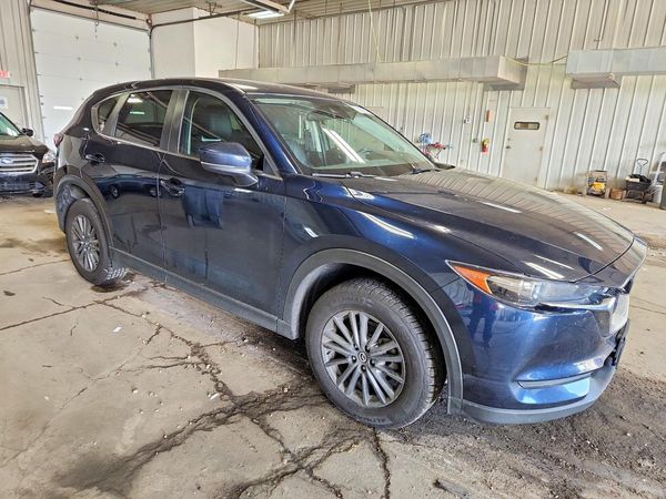2020 MAZDA CX-5 Touring — Passenger 3/4