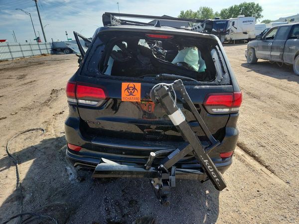 2020 JEEP CHEROKEE Overland — DIRR