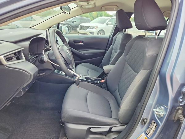 2020 TOYOTA COROLLA LE — DENT