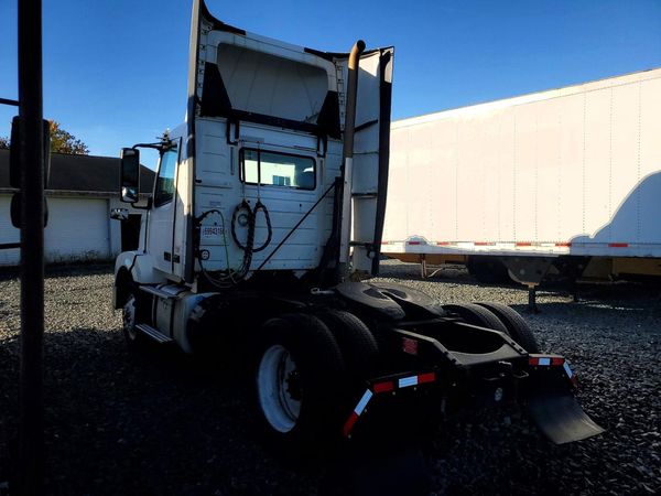 2016 VOLVO VNL — DSRA