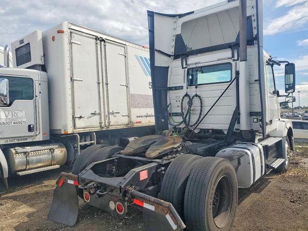 2016 VOLVO VNL — DMEM