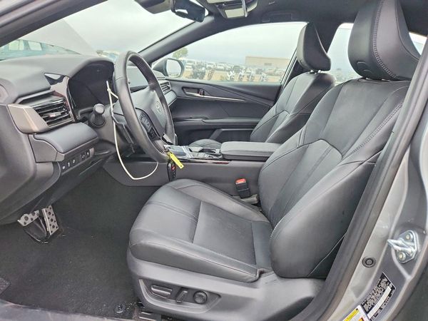 2025 TOYOTA CAMRY — DENT