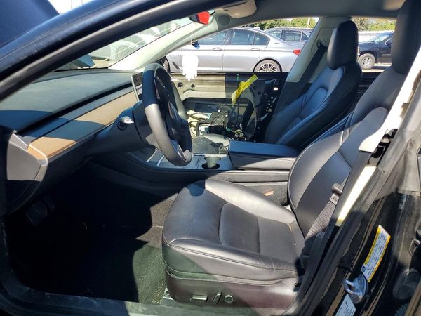 2022 TESLA MODEL 3 AW — DENT