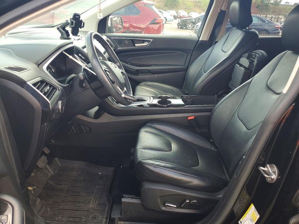 2018 FORD EDGE Titanium — DENT