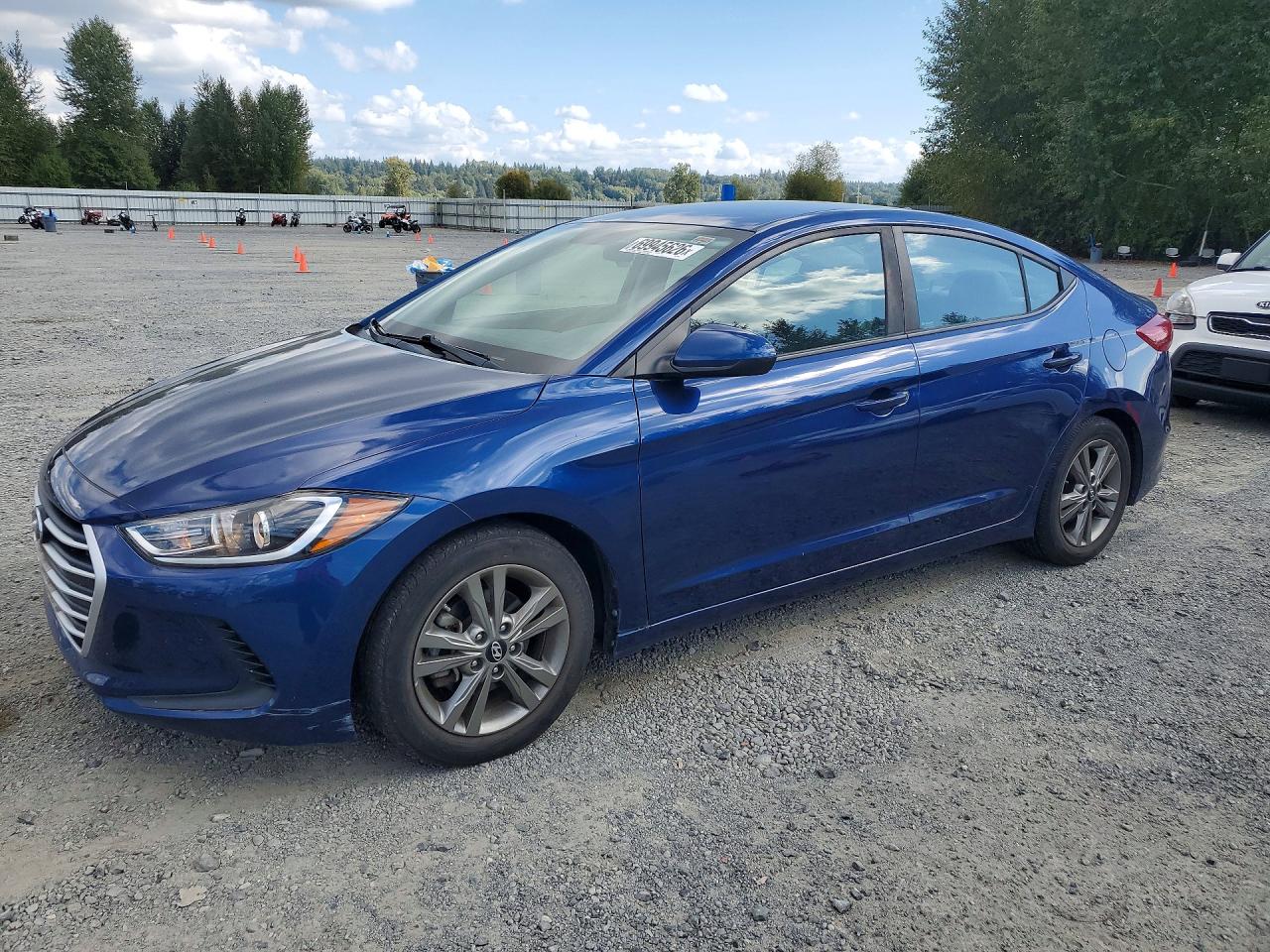2018 HYUNDAI ELANTRA — Front 3/4