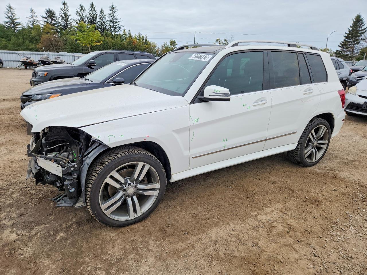 2015 MERCEDES-BENZ GLK GLK250 BLUETEC 4-MATIC — Front 3/4