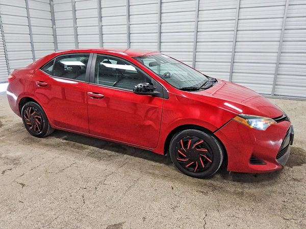 2019 TOYOTA COROLLA L/LE/SE/XLE/XSE — Passenger 3/4