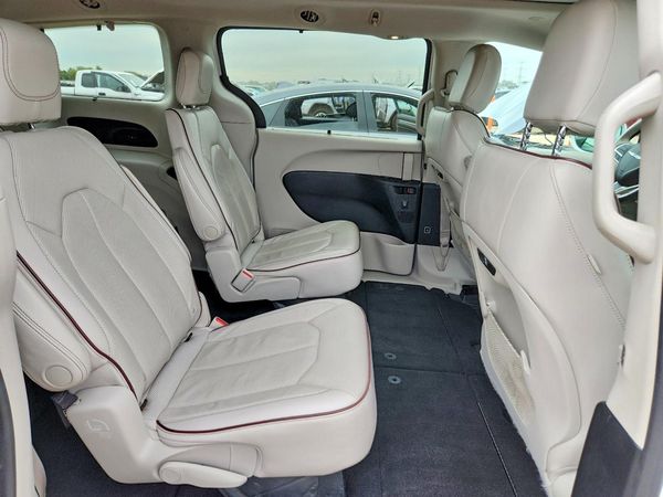 2018 CHRYSLER PACIFICA Limited — PSRS