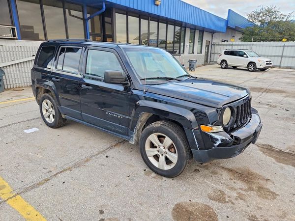 2012 JEEP PATRIOT Sport — Passenger 3/4