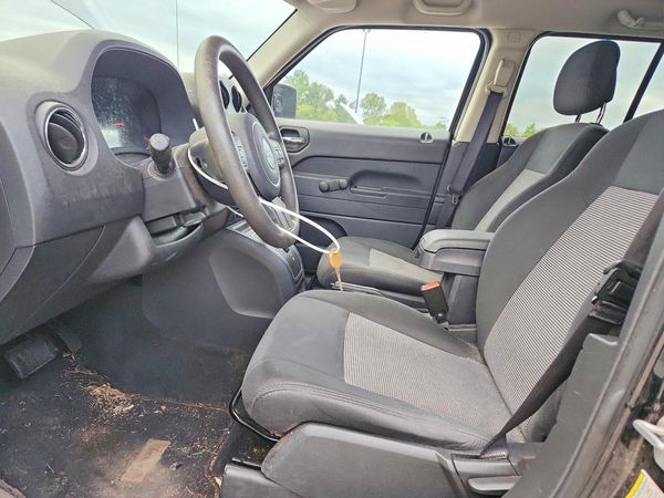 2012 JEEP PATRIOT Sport — DENT