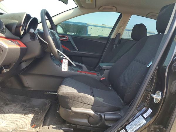 2013 MAZDA 3 Touring/GS — DENT