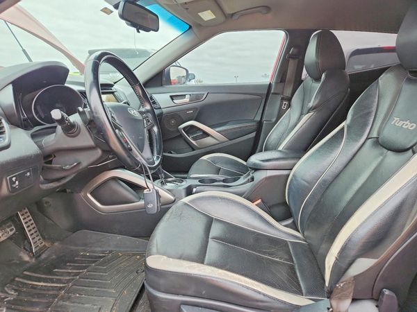 2014 HYUNDAI VELOSTER — DENT