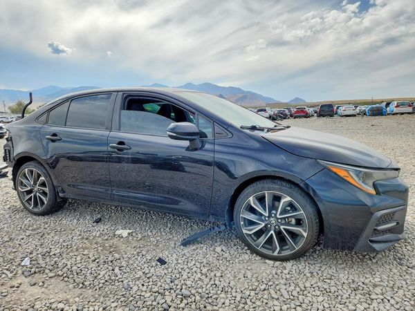 2021 TOYOTA COROLLA SE, CVT,  w/Premium pkg — Passenger 3/4