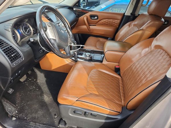 2019 INFINITI QX80 — DENT
