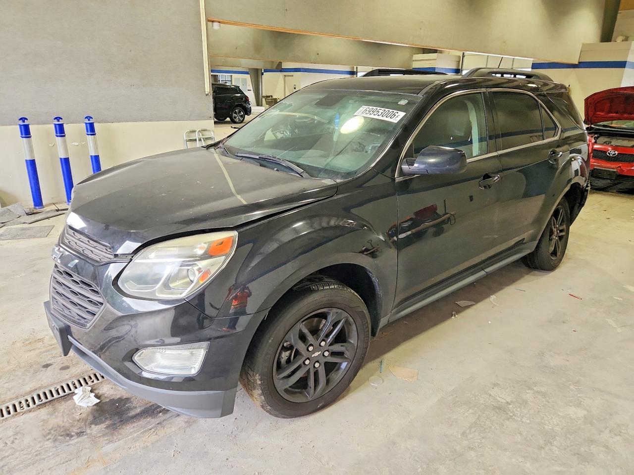 2017 CHEVROLET EQUINOX LT / FL — Front 3/4