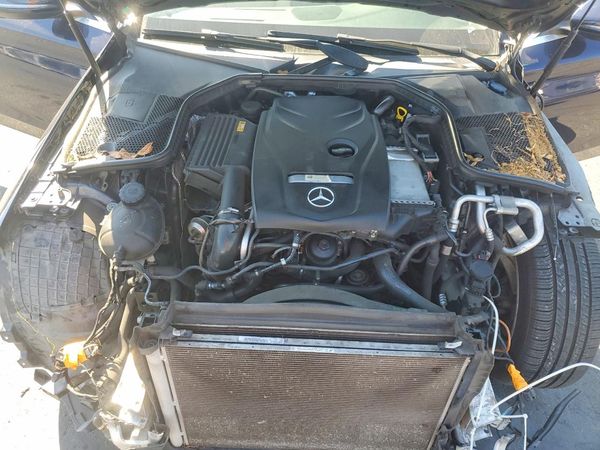 2016 MERCEDES-BENZ C C300 — Engine bay