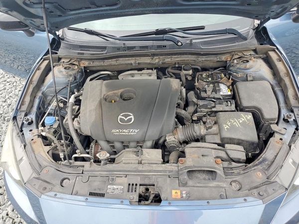 2015 MAZDA 3 Grand Touring/GT — Engine bay