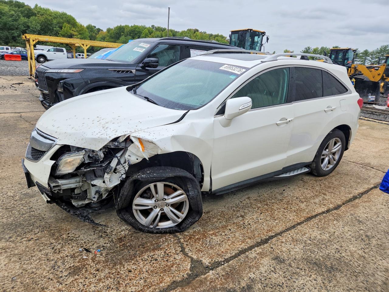 2015 ACURA RDX Technology Package — Front 3/4