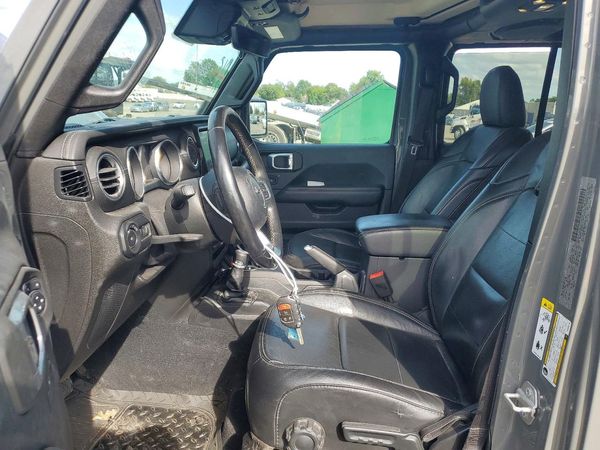 2019 JEEP WRANGLER UNLIMITED Unlimited Sahara — DENT
