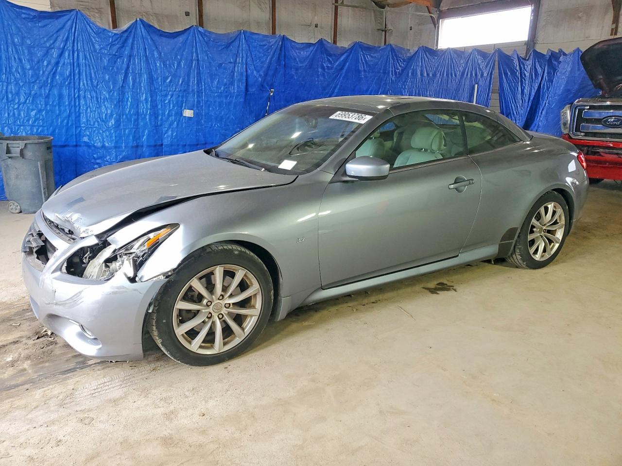 2015 INFINITI Q60 CONVERTIBLE — Front 3/4