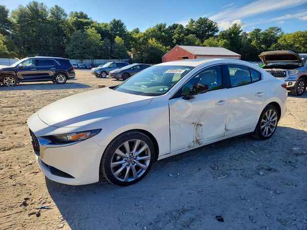 2023 MAZDA 3 — DSFA — Front 3/4
