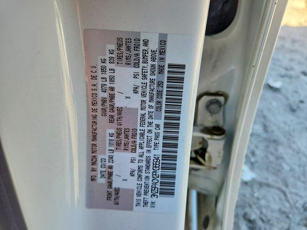 2023 MAZDA 3 Preferred Package — VINS