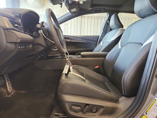 2025 TOYOTA CAMRY — DENT