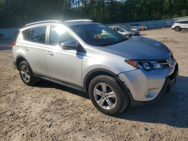 2015 TOYOTA RAV4 XLE (M Grade) — Passenger 3/4