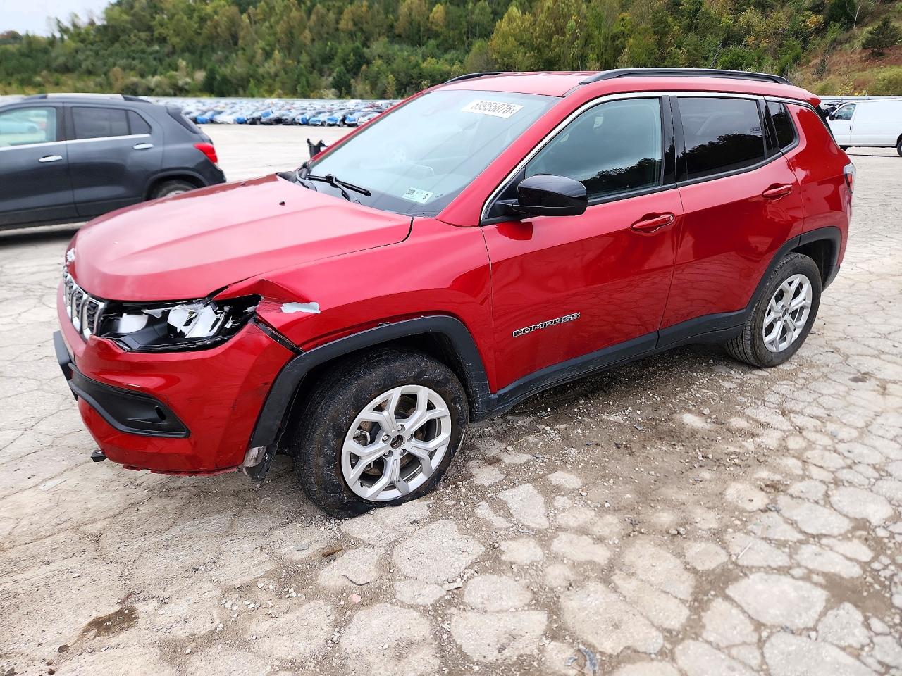 2025 JEEP COMPASS North, Latitude — Front 3/4