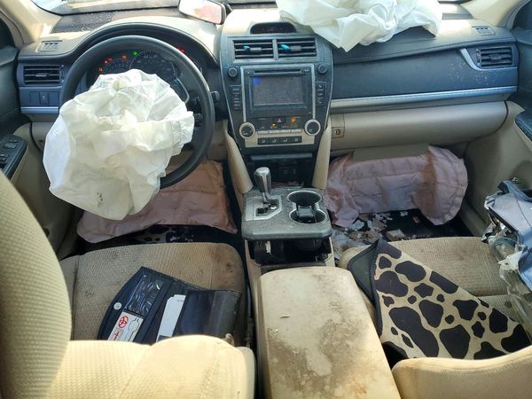 2014 TOYOTA CAMRY — CKPT
